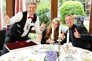 Zaubernder Comedy-Kellner Komischer Kellner Göttingen Kassel